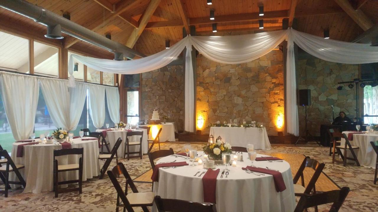 Postoak Lodge And Retreat Тълса Екстериор снимка