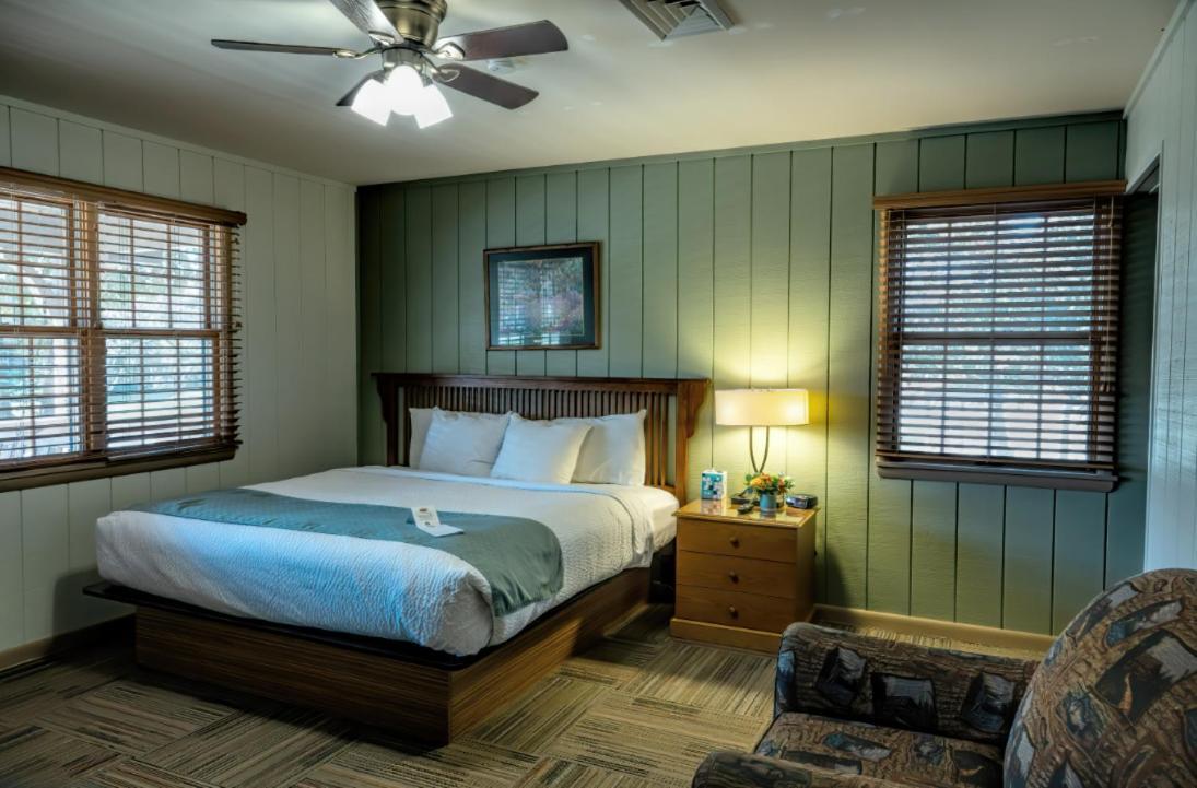 Postoak Lodge And Retreat Тълса Екстериор снимка