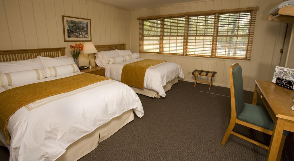 Postoak Lodge And Retreat Тълса Стая снимка